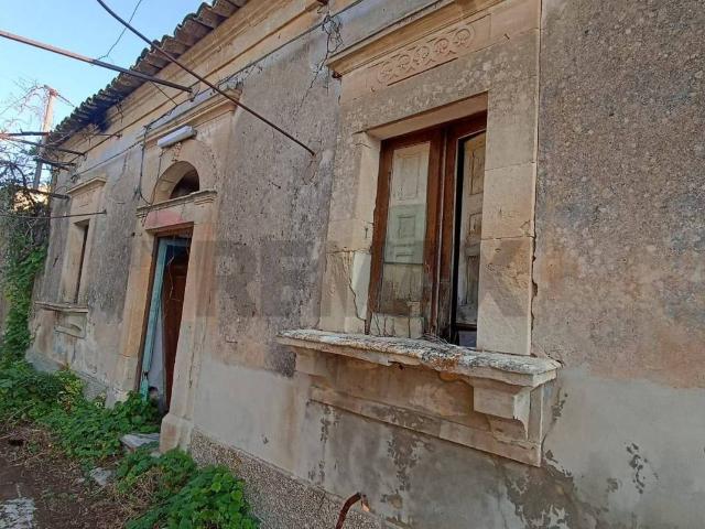 Rustico in vendita a Chiaramonte Gulfi, Sicilia