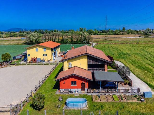 Rustico in vendita a Chiari, Lombardia