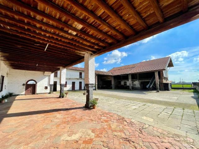 Rustico in vendita a Chiari, Lombardia