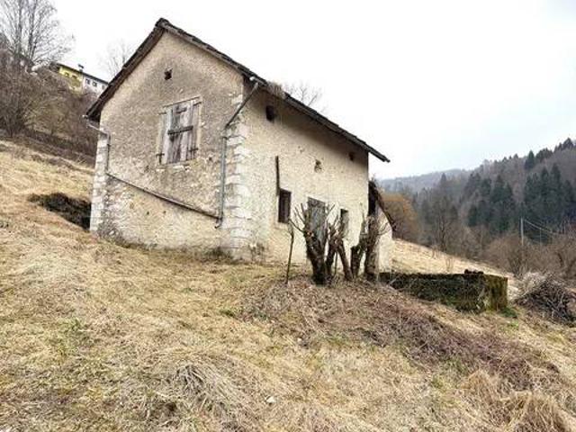Rustico in vendita a Chies d'Alpago, San Martino D'alpago