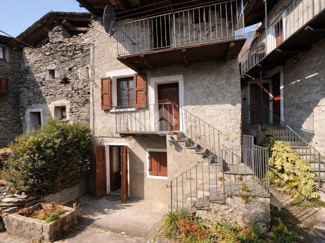 Rustico in vendita a Chiesa In Valmalenco, Lombardia