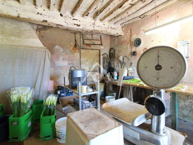 Rustico in vendita a Chiesina Uzzanese, Toscana