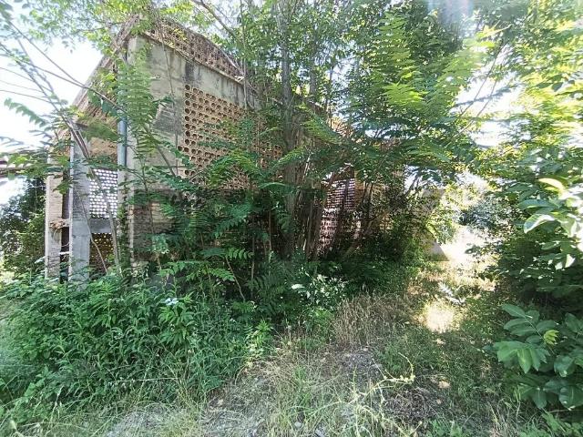 Rustico in vendita a Pietragrossa, Chieti