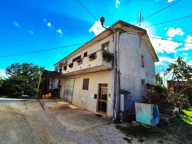 Rustico in vendita a Chieti