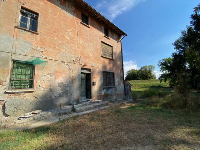 Rustico in vendita a Chignolo Po, Lombardia