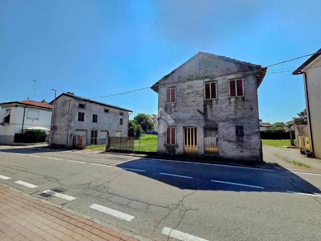 Rustico in vendita a Chions, Friuli-Venezia Giulia