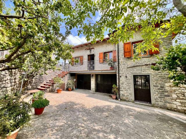 Rustico in vendita a Chiusi Della Verna, Toscana