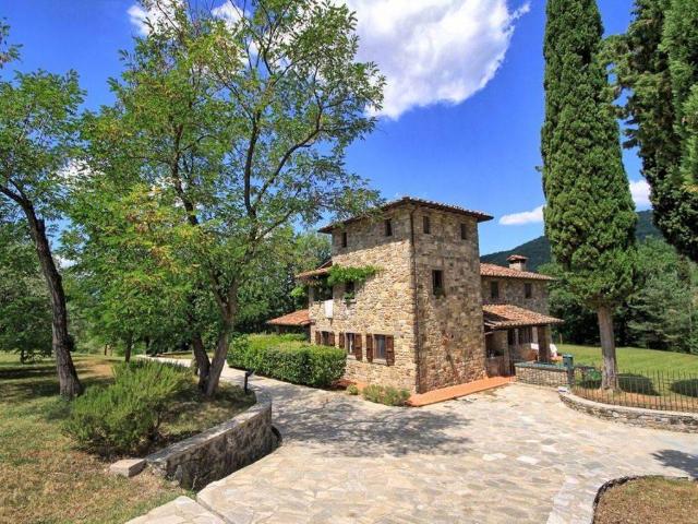 Rustico in vendita a Chiusi Della Verna, Toscana