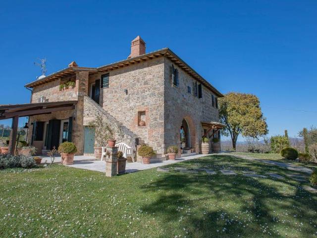 Rustico in vendita a Chiusi Città, Toscana