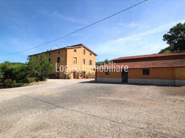 Rustico in vendita a Chiusi Città, Toscana