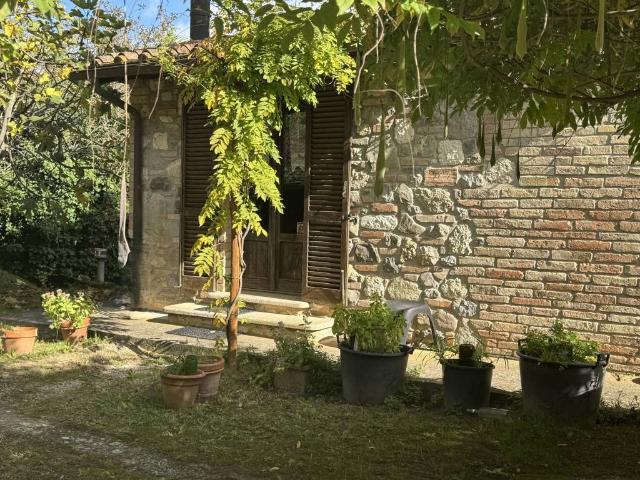 Rustico in vendita a Chiusi Città, Toscana