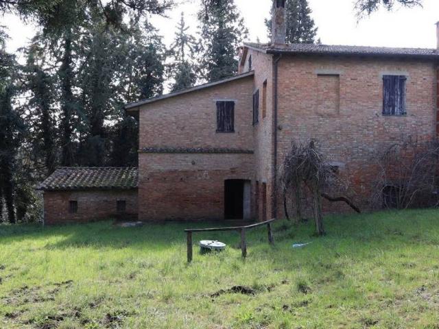 Rustico in vendita a Monte Venere, Chiusi