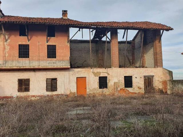 Rustico in vendita a Piemonte, Vercelli