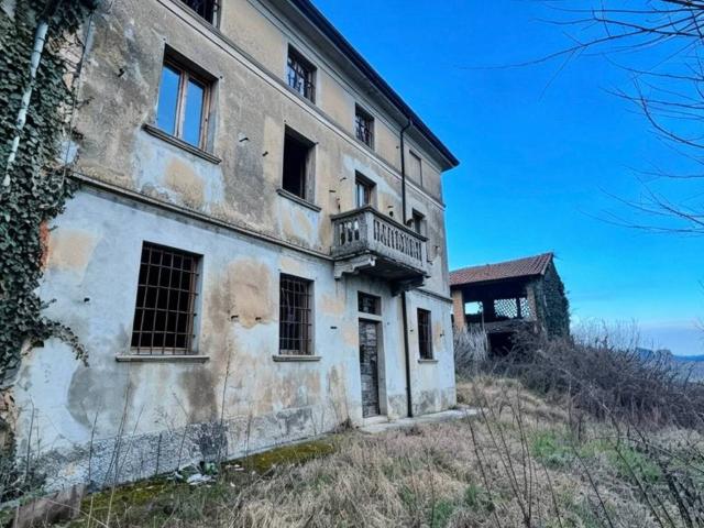 Rustico in vendita a Cigognola, Lombardia
