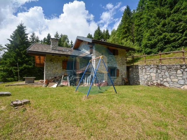 Rustico in vendita a Comunità montana della valle Camonica, Cimbergo