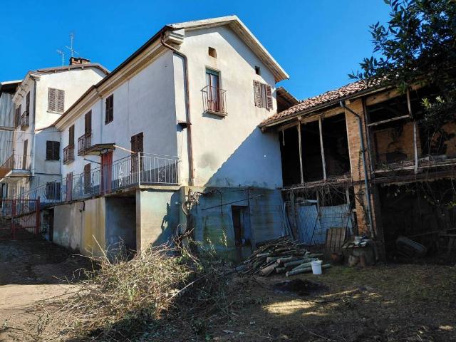 Rustico in vendita a Piemonte, Asti