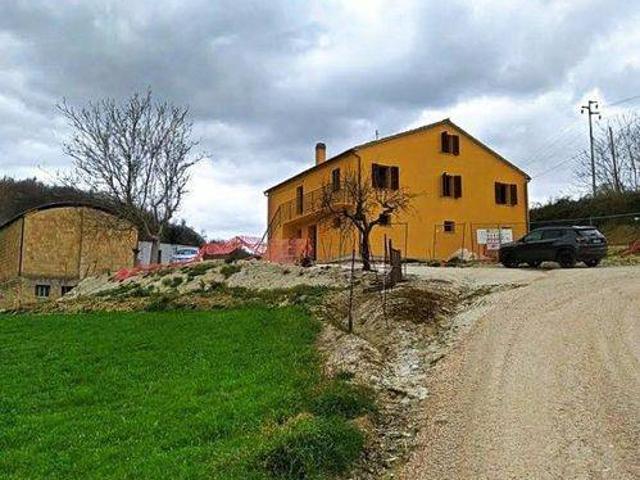 Rustico in vendita a Marche, Macerata