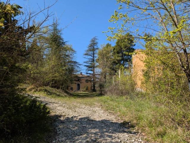 Rustico in vendita a Castreccioni, Cingoli
