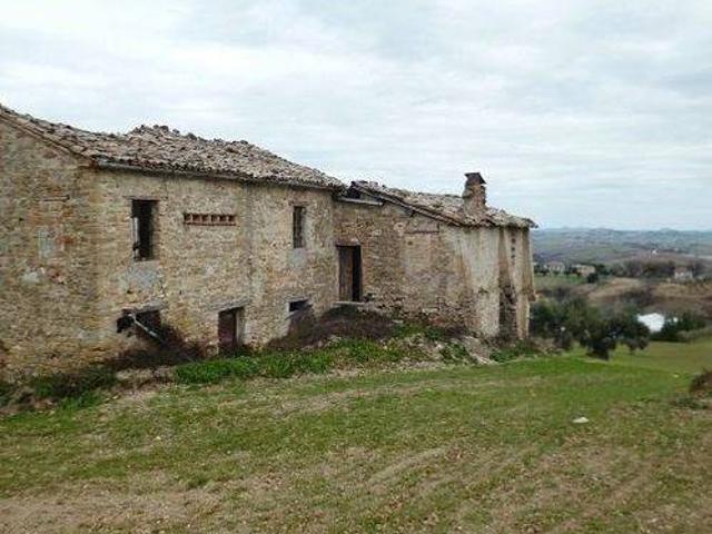 Rustico in vendita a Marche, Macerata