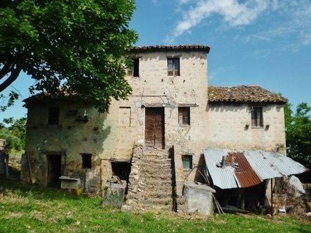 Rustico in vendita a Marche, Macerata
