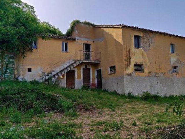 Rustico in vendita a Marche, Macerata