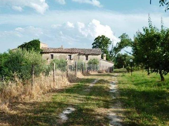 Rustico in vendita a Marche, Macerata