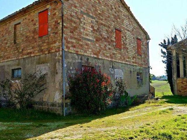 Rustico in vendita a Marche, Macerata