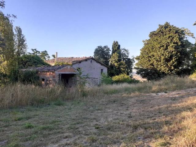 Rustico in vendita a Carciole, Cingoli