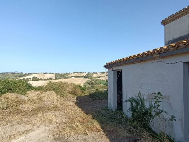 Rustico in vendita a Marche, Macerata