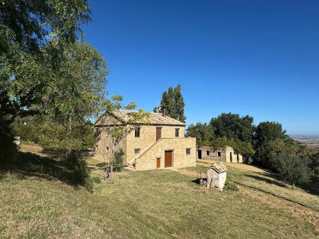 Rustico in vendita a Marche, Macerata