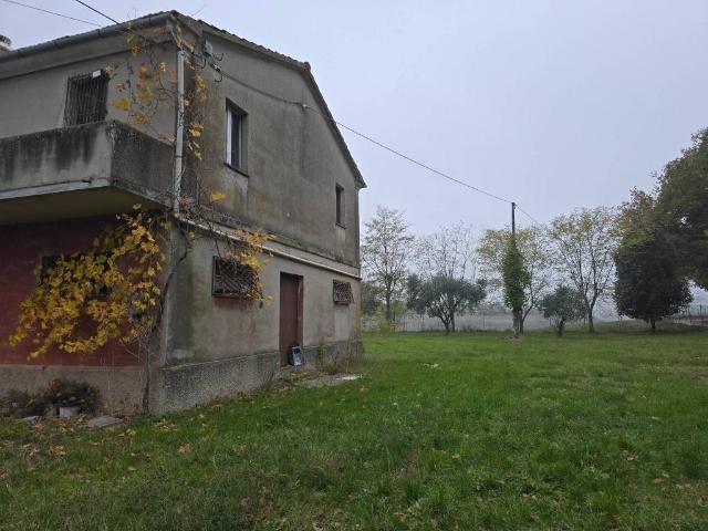 Rustico in vendita a Marche, Macerata