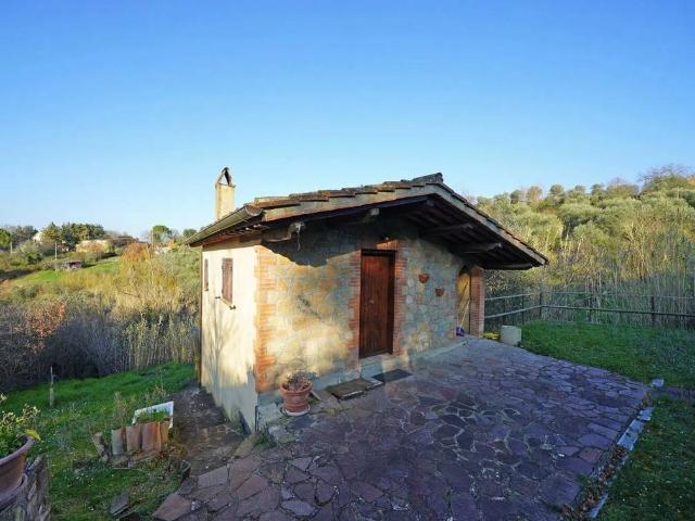 Rustico in vendita a Cinigiano, Toscana