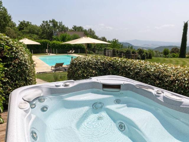 Rustico in vendita a Cinigiano, Toscana