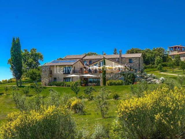 Rustico in vendita a Cinigiano, Toscana