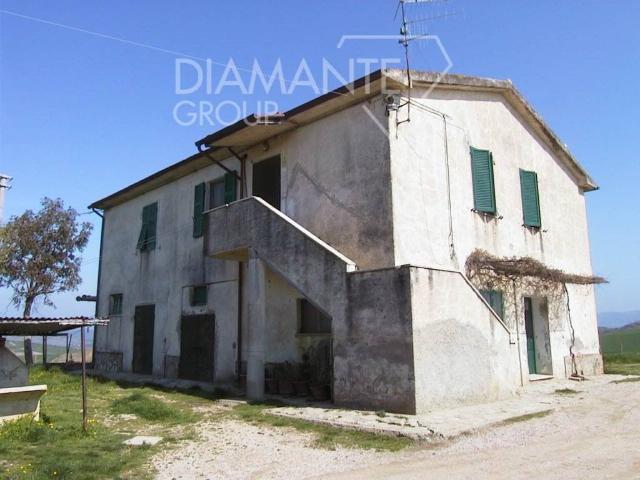 Rustico in vendita a Cinigiano, Toscana