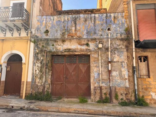 Rustico in vendita a Cinisi, Sicilia
