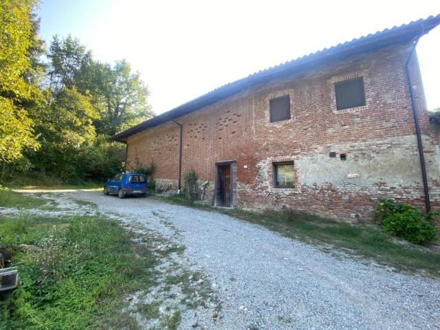 Rustico in vendita a Piemonte, Torino