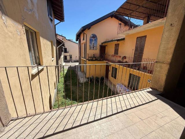 Rustico in vendita a Cirimido, Lombardia