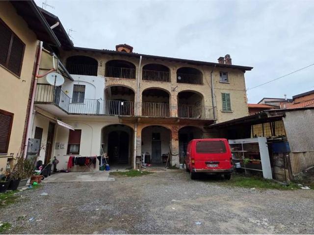 Rustico in vendita a Cirimido, Lombardia