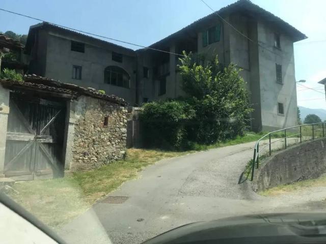 Rustico in vendita a San Gregorio, Cisano Bergamasco