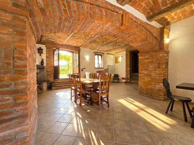 Rustico in vendita a Piemonte, Asti