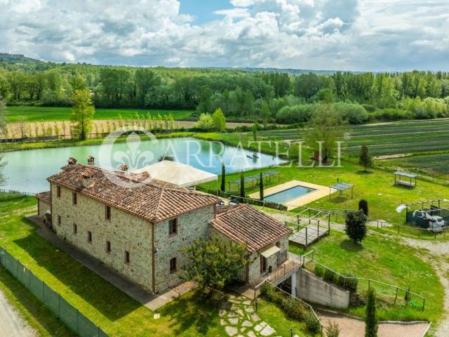 Rustico in vendita a Il Poggio, Città Della Pieve