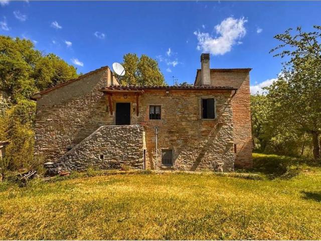 Rustico in vendita a San Leo Bastia, Umbria