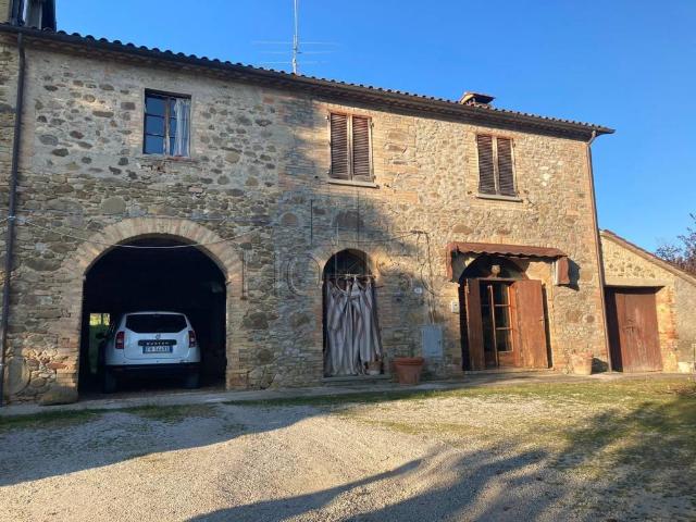 Rustico in vendita a Vocabolo Colonnelli, San Leo Bastia
