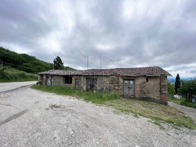 Rustico in vendita a San Leo Bastia, Umbria