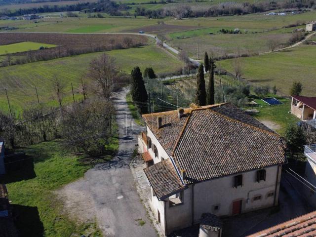 Rustico in vendita a San Leo Bastia, Umbria