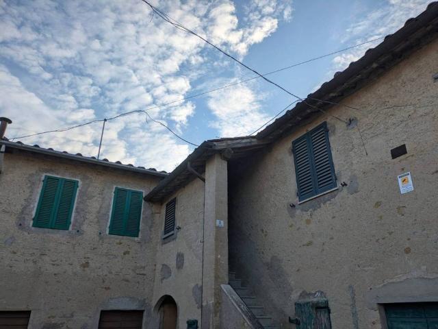 Rustico in vendita a San Leo Bastia, Umbria
