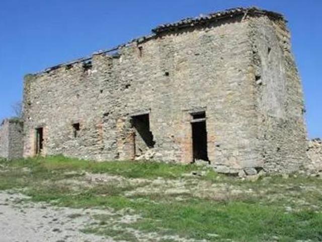 Rustico in vendita a Candeggio, San Leo Bastia