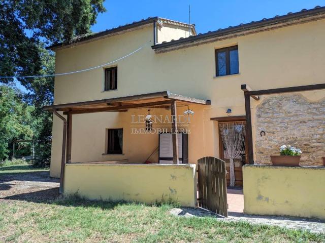 Rustico in vendita a Zoccolanti, San Leo Bastia