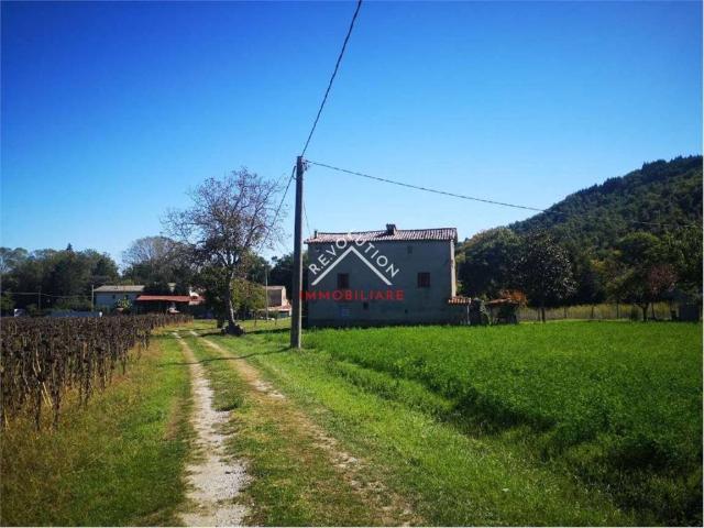 Rustico in vendita a San Leo Bastia, Umbria